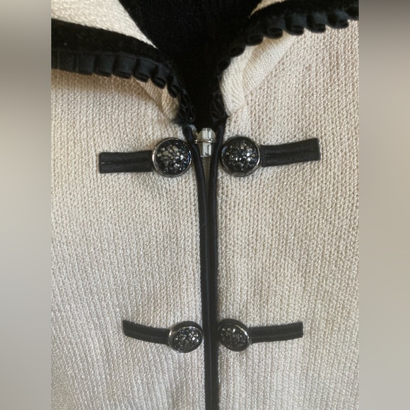 ST. JOHN COLLECTION by MARIE GRAY KNIT Blazer - Picture 11 of 11